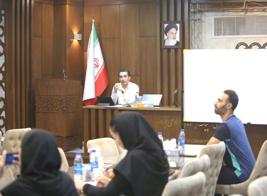 آکادمی ملی المپیک در چالش علم و تجربه با کادرهای فنی